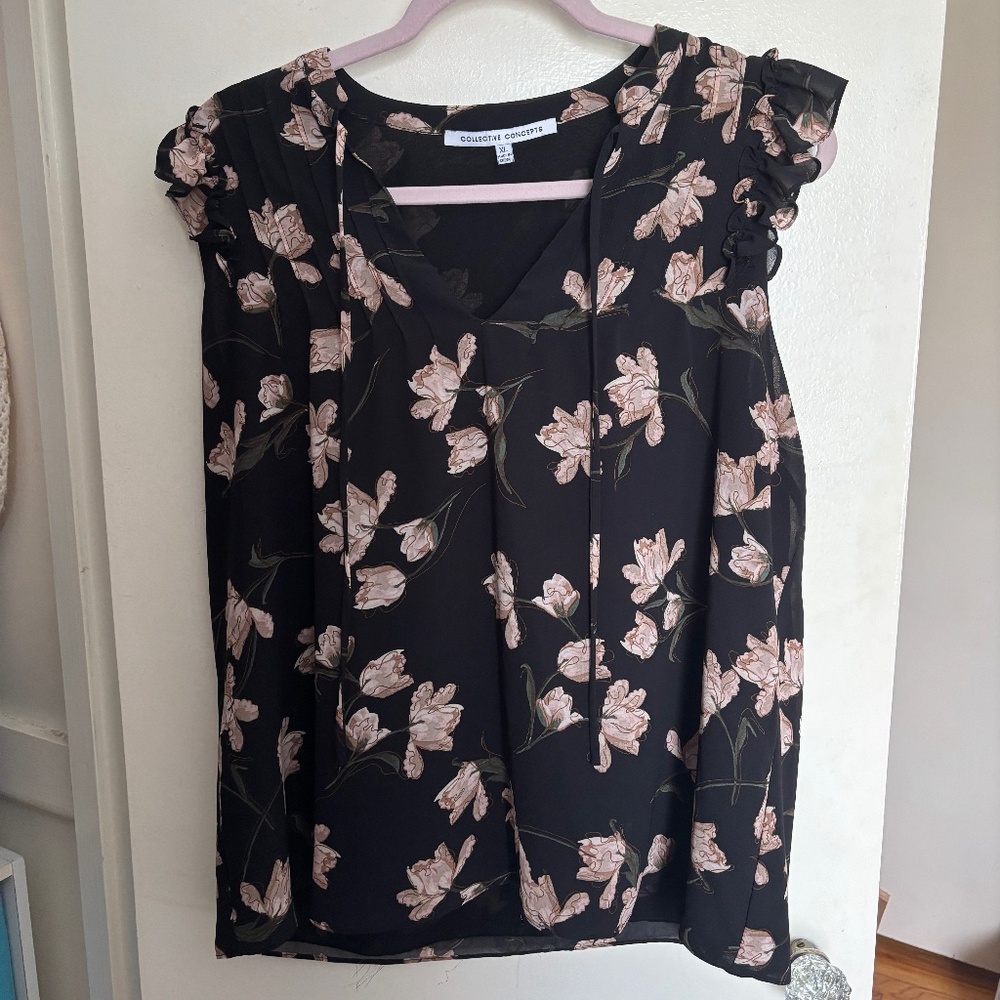 Collective Concepts Black Floral tank with ruffles